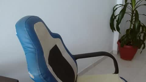Cecilia online show from May 2026 02:34:02 PM