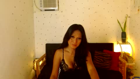 Snapshot of maturity_mommy_intown chatting on September 2025 05:03:01 PM maturity_mommy_intown online show from September 2025 05:03:01 PM