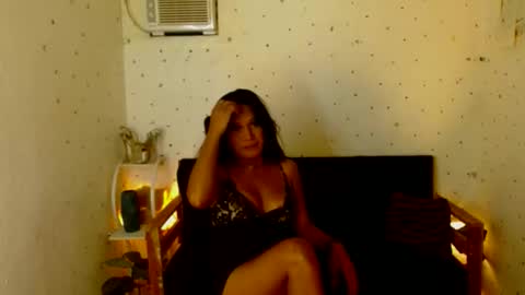 Snapshot of maturity_mommy_intown chatting on October 2025 10:35:02 AM maturity_mommy_intown online show from October 2025 10:35:02 AM