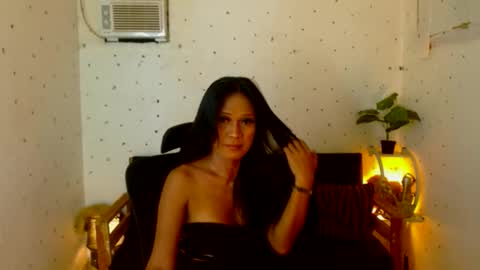 Snapshot of maturity_mommy_intown chatting on October 2025 09:30:01 AM maturity_mommy_intown online show from October 2025 09:30:01 AM