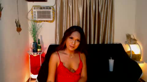 Snapshot of maturity_mommy_intown chatting on November 2025 07:19:01 AM maturity_mommy_intown online show from November 2025 07:19:01 AM