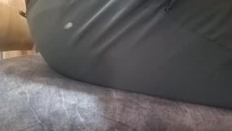 mau422 online show from October 2025 06:16:02 PM