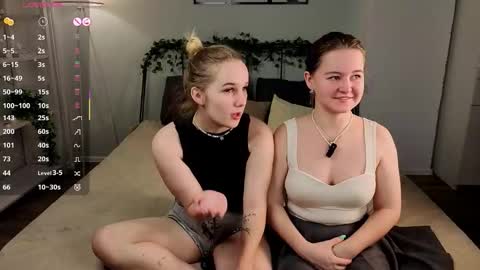 Snapshot of mauddenmon chatting on October 2025 11:05:01 AM Lucy online show from October 2025 11:05:01 AM