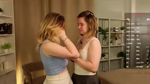 Snapshot of mauddenmon chatting on November 2025 01:06:02 AM Lucy online show from November 2025 01:06:02 AM