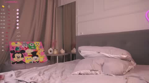 Lily online show from March 2025 09:51:01 PM