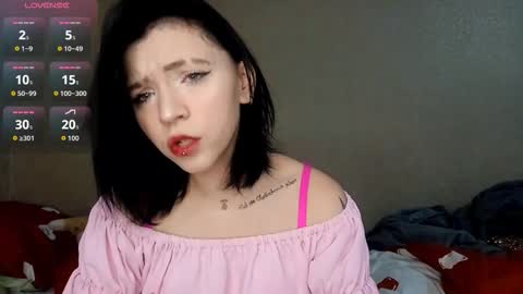 Snapshot of maudhendry chatting on January 2026 06:06:02 AM Mia online show from January 2026 06:06:02 AM