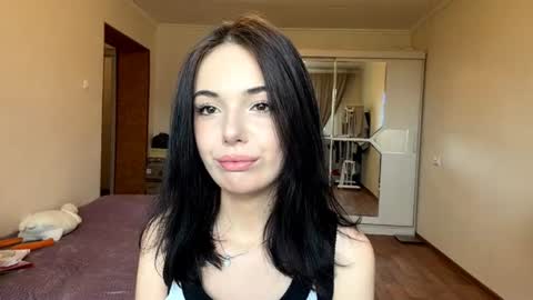 Lina online show from June 2026 04:26:01 AM