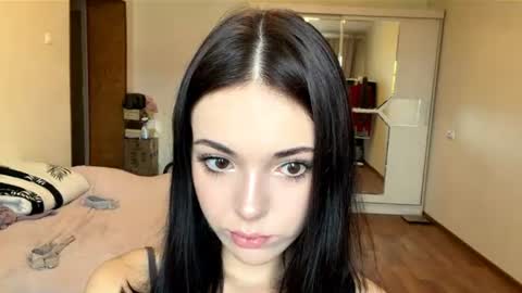 Lina online show from July 2026 06:37:02 AM