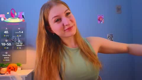 Snapshot of maureencoombs chatting on November 2025 04:34:01 AM maureencoombs online show from November 2025 04:34:01 AM