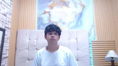 maurenicarus303av online show from March 2026 08:37:02 PM