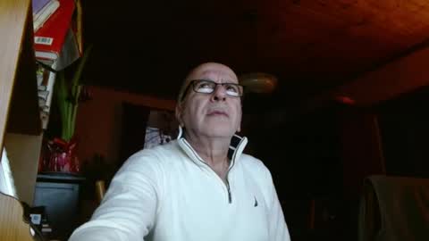 Maurice online show from January 2025 10:13:02 PM