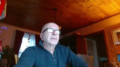 Maurice online show from February 2025 11:53:01 AM