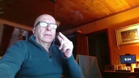 Maurice online show from February 2025 11:32:01 PM