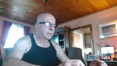 Maurice online show from February 2025 02:16:02 PM