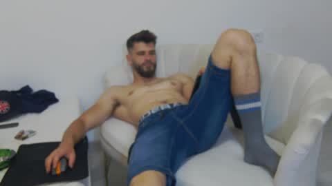 mauro_real_man online show from June 2026 06:01:01 PM
