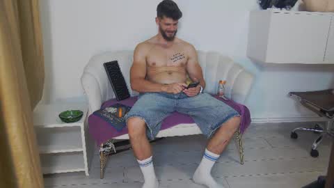 mauro_real_man online show from June 2026 04:24:02 PM