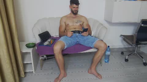 mauro_real_man online show from July 2026 05:52:01 PM