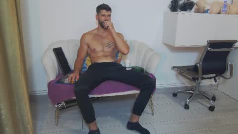 mauro_real_man online show from July 2026 06:38:01 AM