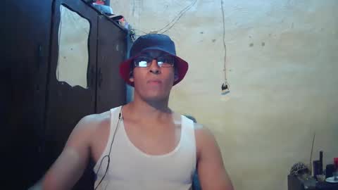 Mauro online show from November 2025 05:28:02 AM