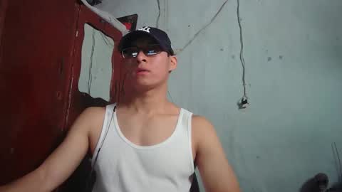 Mauro online show from December 2025 09:11:01 PM