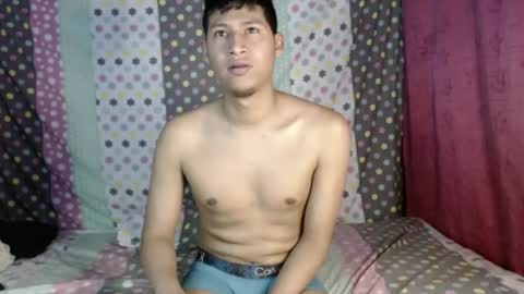 Snapshot of mauryandjonny chatting on January 2025 01:08:01 AM mauryandjonny online show from January 2025 01:08:01 AM