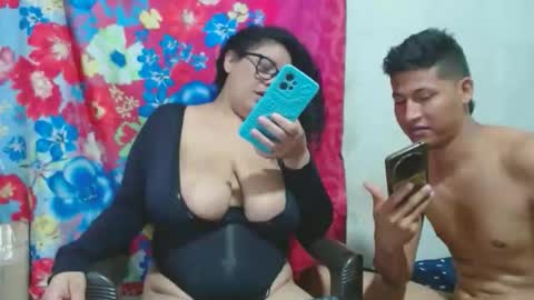 Snapshot of mauryandjonny chatting on December 2025 09:46:02 PM mauryandjonny online show from December 2025 09:46:02 PM