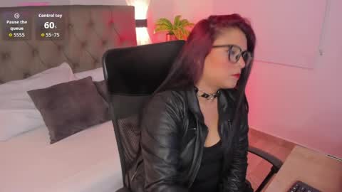 Snapshot of mavii_efe_ chatting on May 2026 07:19:01 PM mavii_efe_ online show from May 2026 07:19:01 PM