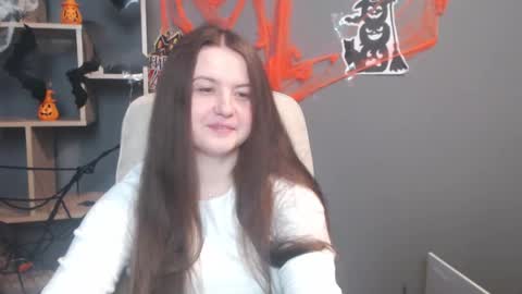 MavkaCute online show from November 2025 07:04:01 PM