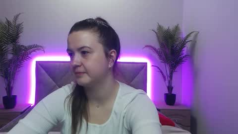 MavkaCute online show from November 2025 07:12:02 PM