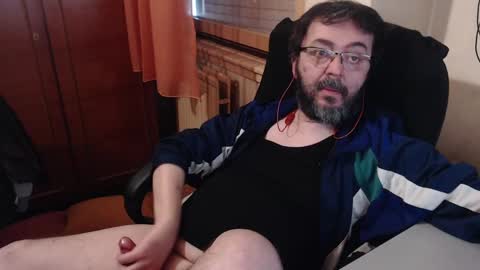 Snapshot of max818k chatting on February 2025 07:48:01 AM Max online show from February 2025 07:48:01 AM