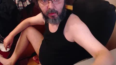 Snapshot of max818k chatting on November 2025 05:51:02 AM Max online show from November 2025 05:51:02 AM