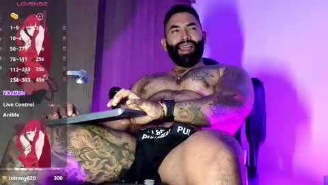 Snapshot of max__prada chatting on September 2025 01:50:01 AM max__prada online show from September 2025 01:50:01 AM