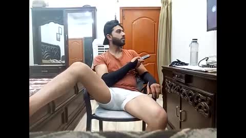 max_crushal online show from May 2026 11:27:02 AM