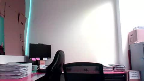 max_cumpower72 online show from November 2025 09:58:01 PM