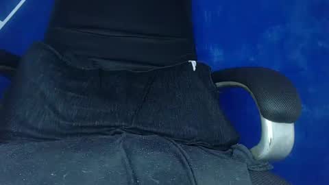 Snapshot of max_jones2 chatting on December 2024 05:40:01 PM MAX online show from December 2024 05:40:01 PM