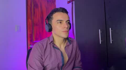 Max Lancaster online show from December 2024 12:33:02 AM