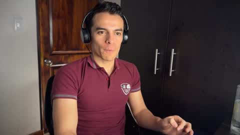 Max Lancaster online show from February 2025 12:17:02 AM