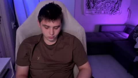 Snapshot of max_sm1th chatting on January 2026 12:10:01 PM Max online show from January 2026 12:10:01 PM