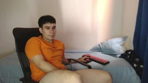 max_snow1616 online show from June 2026 06:35:02 PM