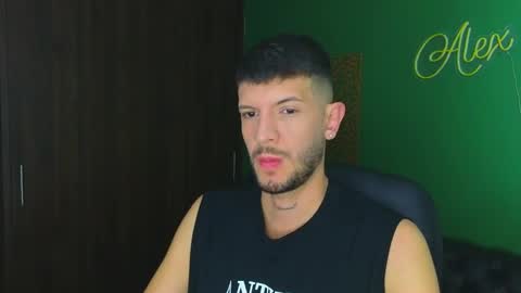 Snapshot of max_tayloor chatting on February 2025 12:48:02 AM Max Taylor online show from February 2025 12:48:02 AM