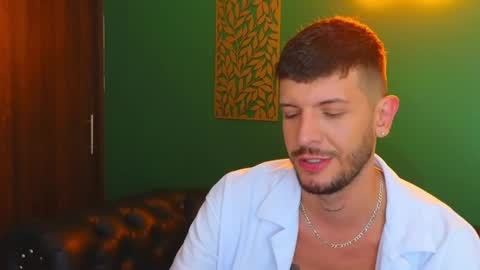 Snapshot of max_tayloor chatting on February 2025 11:32:01 PM Max Taylor online show from February 2025 11:32:01 PM