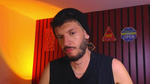 Snapshot of max_tayloor chatting on October 2025 01:17:02 AM Max Taylor online show from October 2025 01:17:02 AM