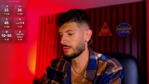 Snapshot of max_tayloor chatting on October 2025 01:42:01 AM Max Taylor online show from October 2025 01:42:01 AM