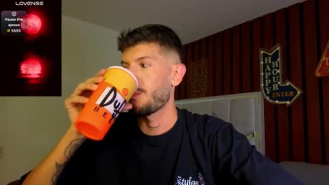 Snapshot of max_tayloor chatting on November 2025 12:43:01 AM Max Taylor online show from November 2025 12:43:01 AM