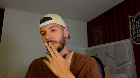 Snapshot of max_tayloor chatting on November 2025 03:23:02 AM Max Taylor online show from November 2025 03:23:02 AM