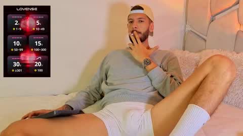 Snapshot of max_tayloor chatting on November 2025 11:21:02 AM Max Taylor online show from November 2025 11:21:02 AM