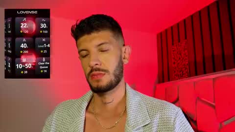 Snapshot of max_tayloor chatting on November 2025 12:44:02 AM Max Taylor online show from November 2025 12:44:02 AM