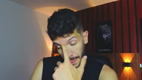 Snapshot of max_tayloor chatting on December 2025 09:11:01 PM Max Taylor online show from December 2025 09:11:01 PM