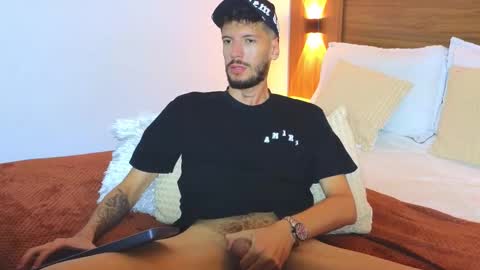 Snapshot of max_tayloor chatting on December 2025 09:16:02 AM Max Taylor online show from December 2025 09:16:02 AM