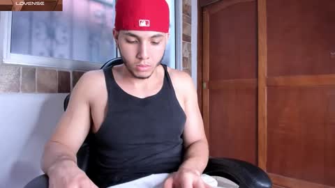 Snapshot of max_valiant1 chatting on January 2026 06:55:02 PM max_valiant1 online show from January 2026 06:55:02 PM